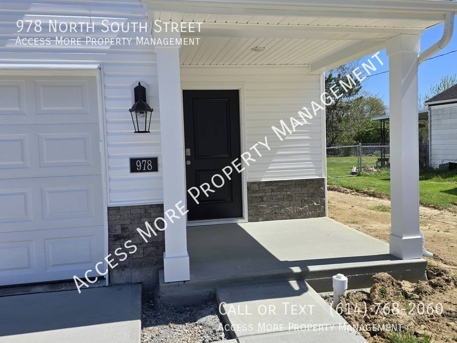 Condo for rent at 978 N S St, Wilmington, OH 45177