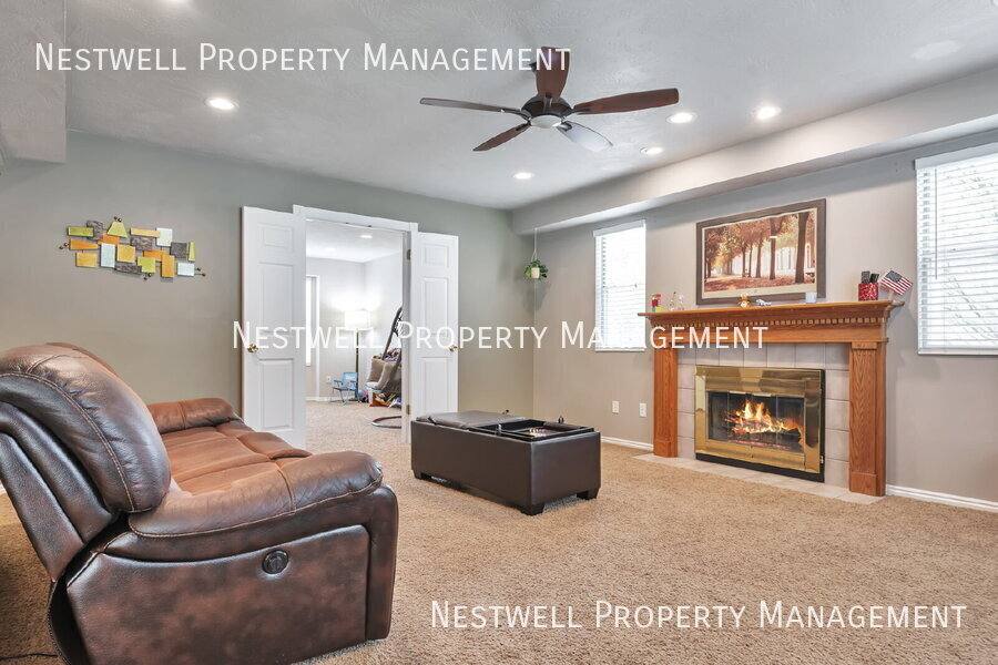House for rent at 12122 S Hidden Valley Rd, Sandy, UT 84092