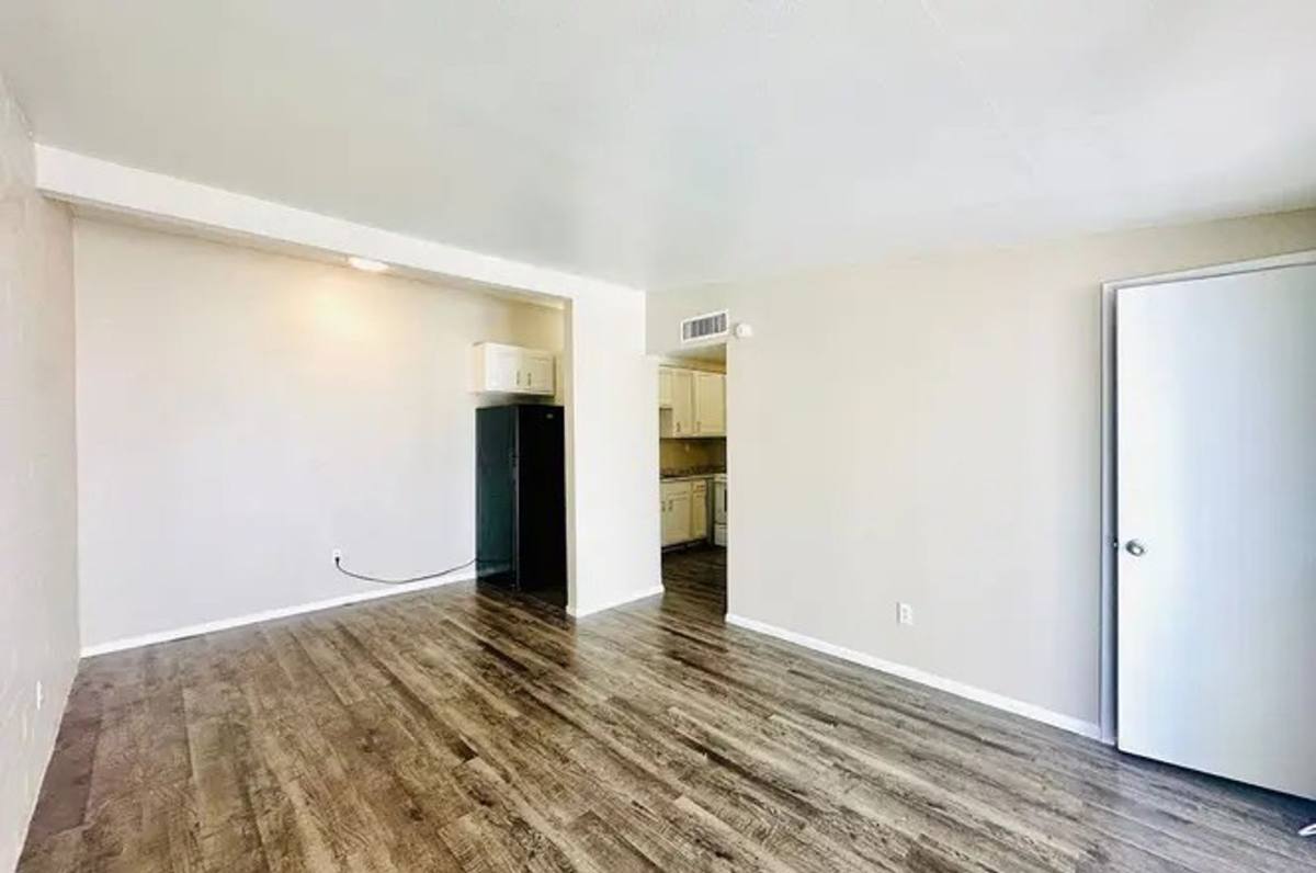 Apartment for rent at 114 W Laguna St, Tucson, AZ 85705