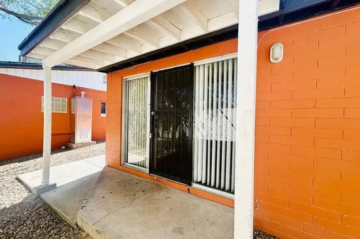 Apartment for rent at 114 W Laguna St, Tucson, AZ 85705