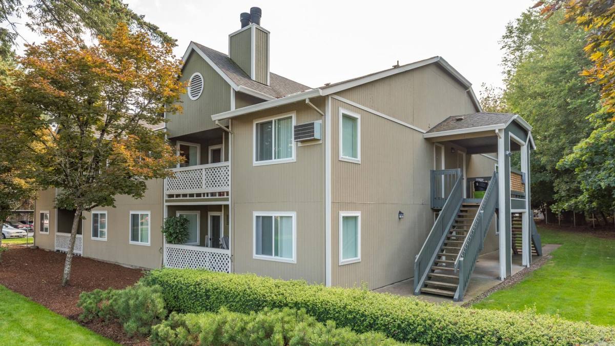 Apartment for rent at 24050 SE Stark St, Gresham, OR 97030