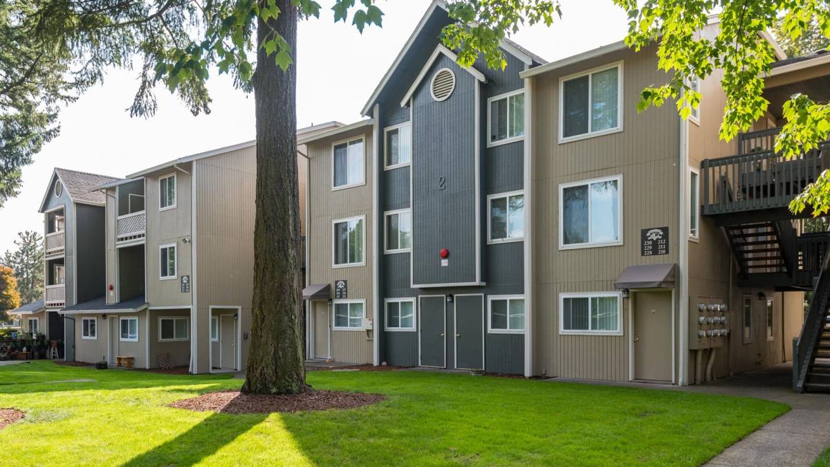 Apartment for rent at 24050 SE Stark St, Gresham, OR 97030