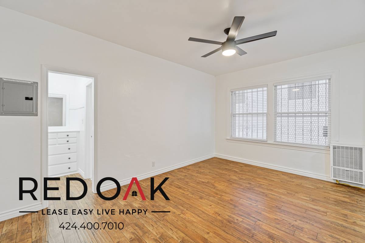 Condo for rent at 1412 N Kinglsey Dr #204, Los Angeles, CA 90027