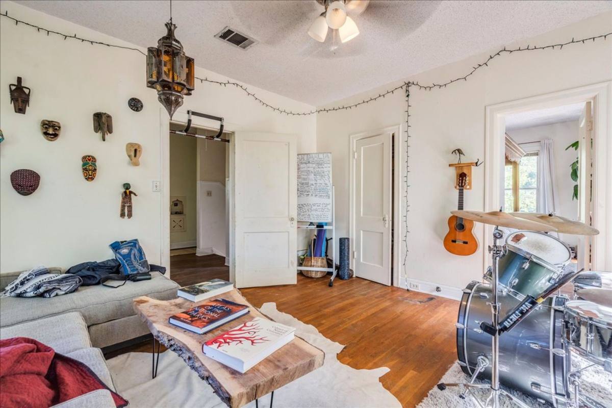 Apartment for rent at 1103 W 22nd St #B, Austin, TX 78705
