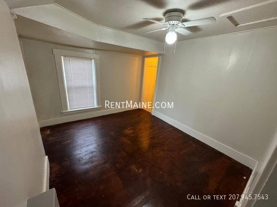 Apartment for rent at 145 Essex St #C, Bangor, ME 04401