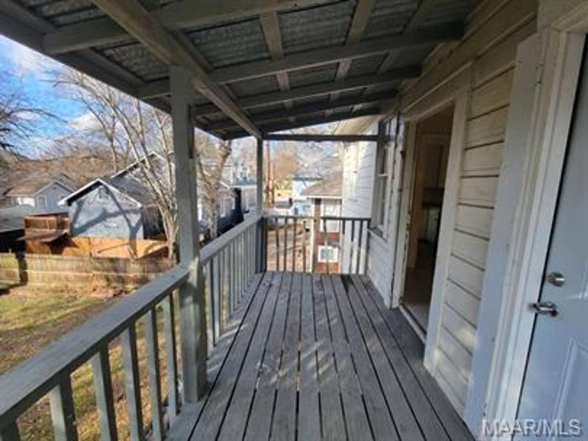 Apartment for rent at 1314 S Hull St, Montgomery, AL 36104