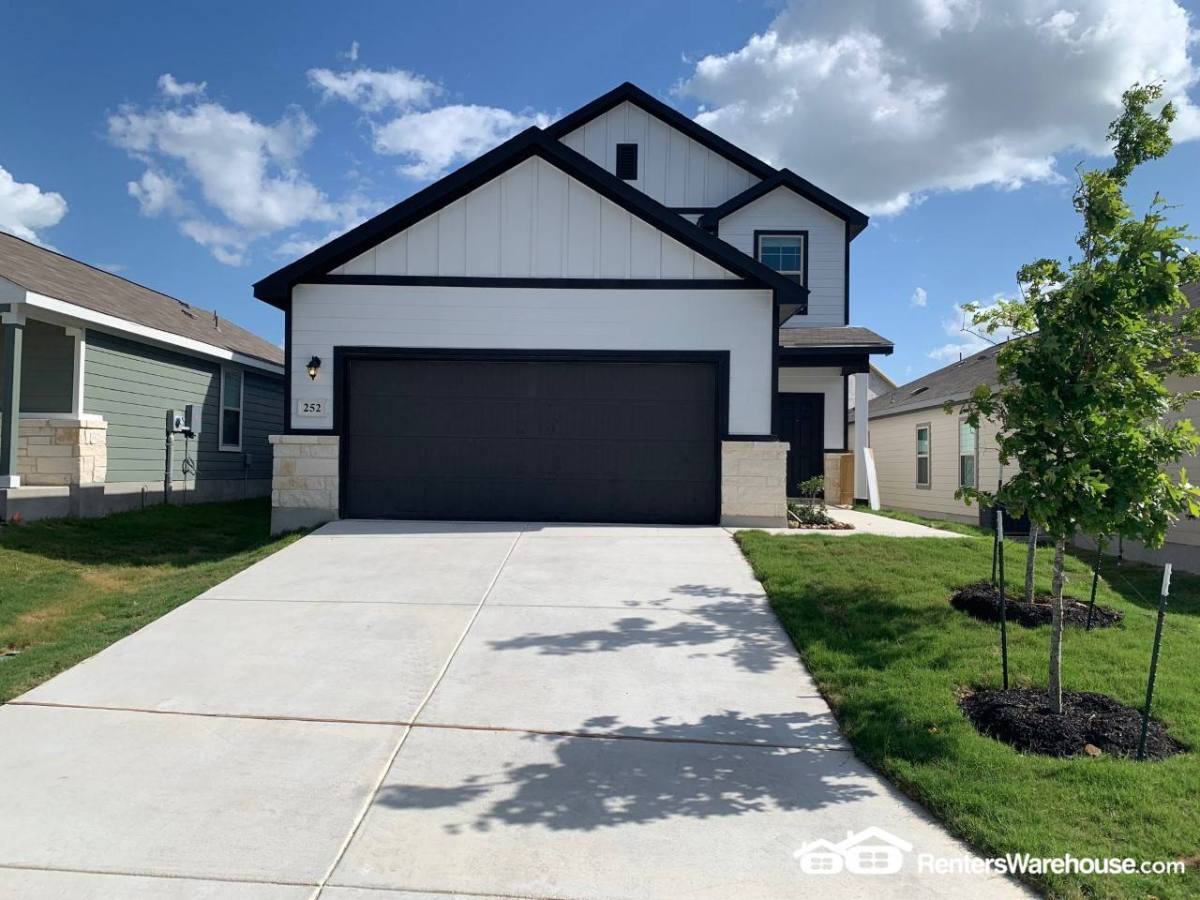 House for rent at 252 Kinsley Way, New Braunfels, TX 78130
