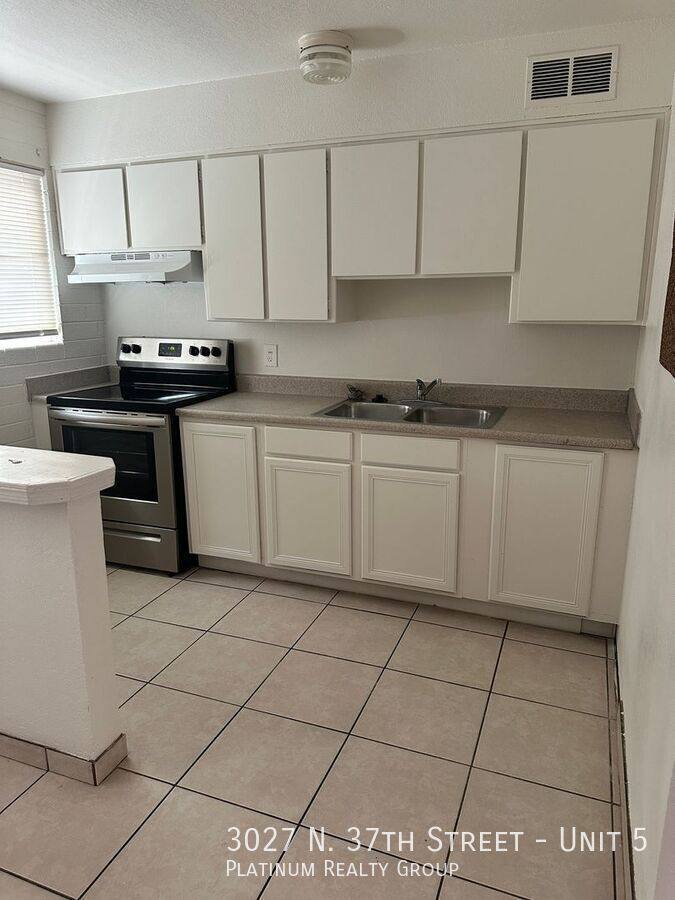 Apartment for rent at 3027 N 37th St #5, Phoenix, AZ 85018