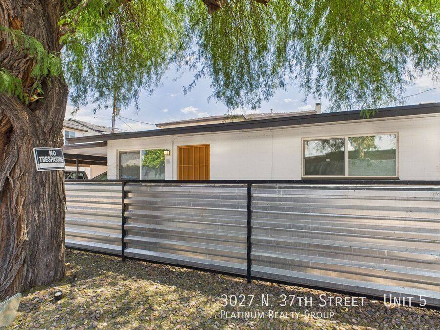 Apartment for rent at 3027 N 37th St #5, Phoenix, AZ 85018