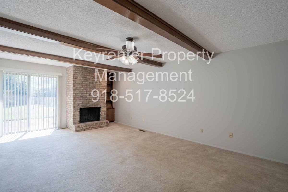 Apartment for rent at 6135 S Troost Ave, Tulsa, OK 74136