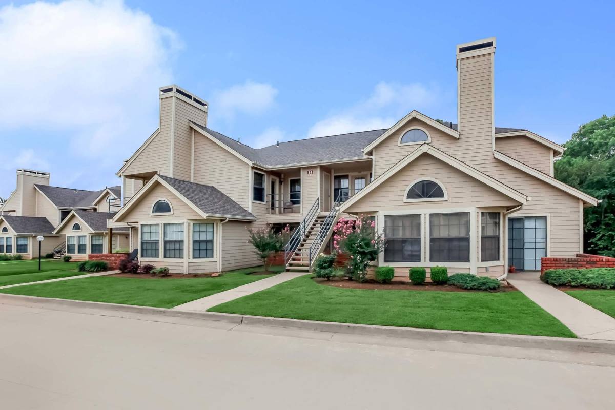 Apartment for rent at 12901 N Macarthur Blvd, Oklahoma City, OK 73142