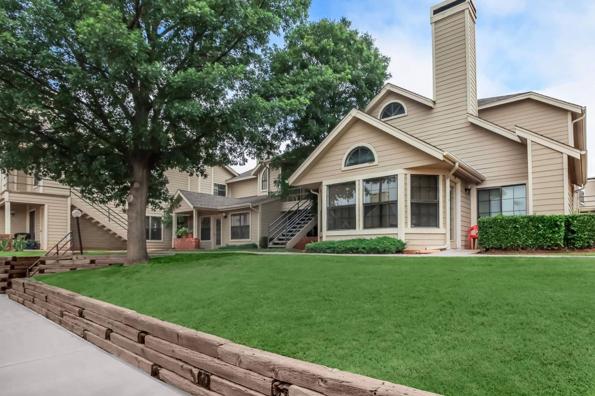 Apartment for rent at 12901 N Macarthur Blvd, Oklahoma City, OK 73142