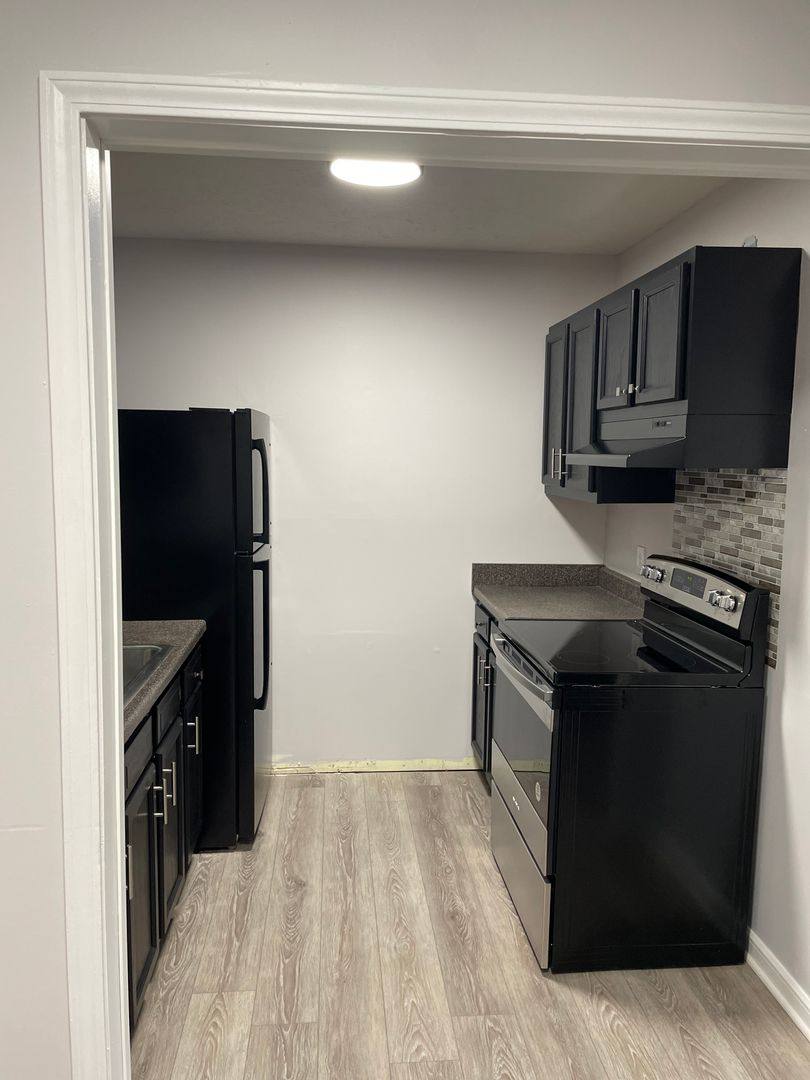 Apartment for rent at 380 Main Cross St, Charlestown, IN 47111