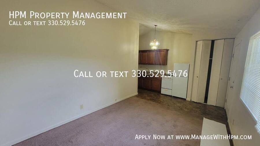 Apartment for rent at 2387 Newton, Akron, OH 44305