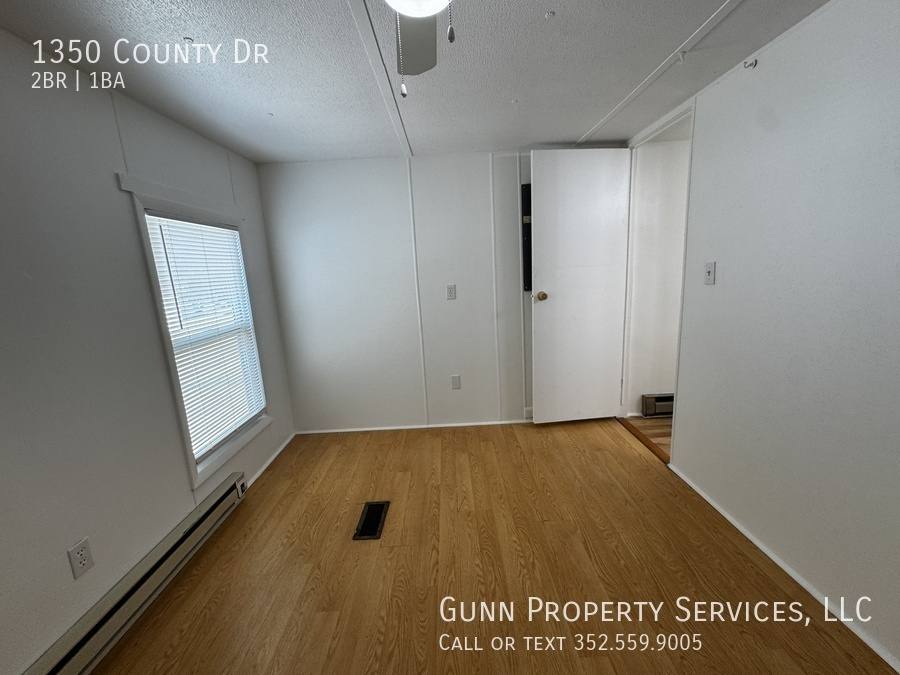 House for rent at 1350 County Dr, Tavares, FL 32778