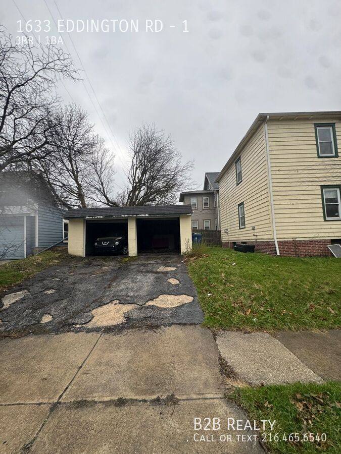 Apartment for rent at 1633 Eddington Rd #1, Cleveland, OH 44118