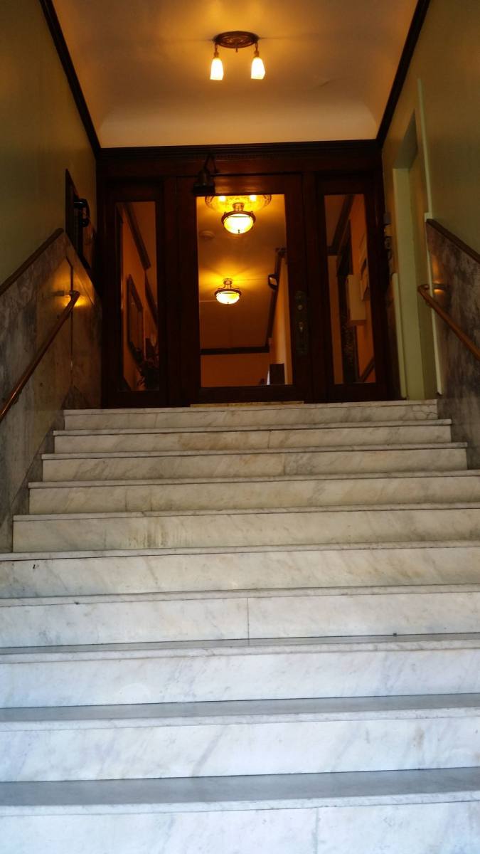 Apartment for rent at 2190 W Burnside, Portland, OR 97210
