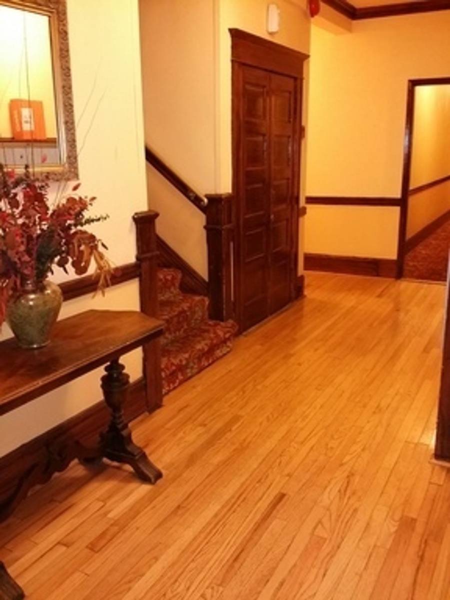 Apartment for rent at 2190 W Burnside, Portland, OR 97210