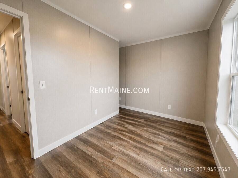 Apartment for rent at 194 F St, Pittsfield, ME 04967