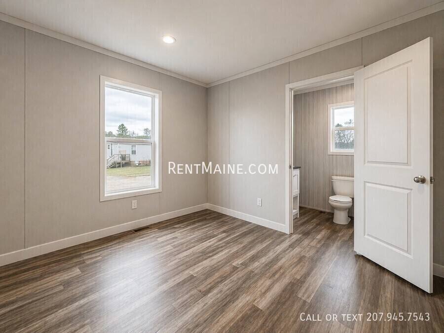 Apartment for rent at 194 F St, Pittsfield, ME 04967