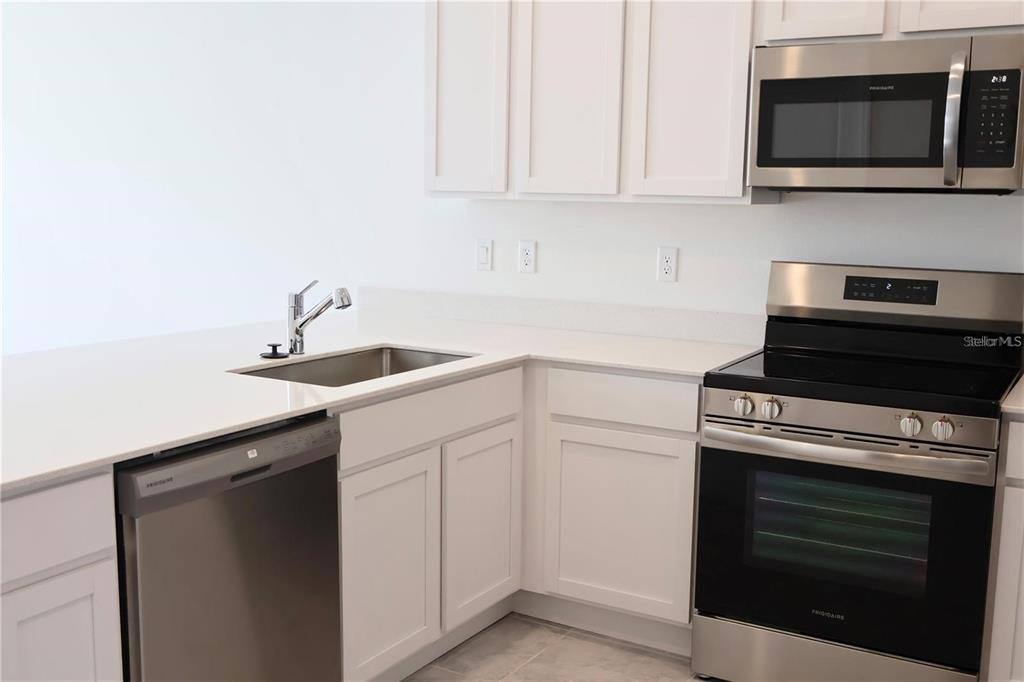 Townhouse for rent at 2452 Skyline Loop, Kissimmee, FL 34758
