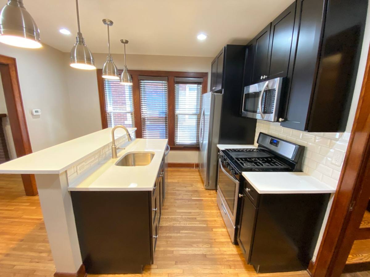 Apartment for rent at 425 E 15th Ave, Columbus, OH 43201