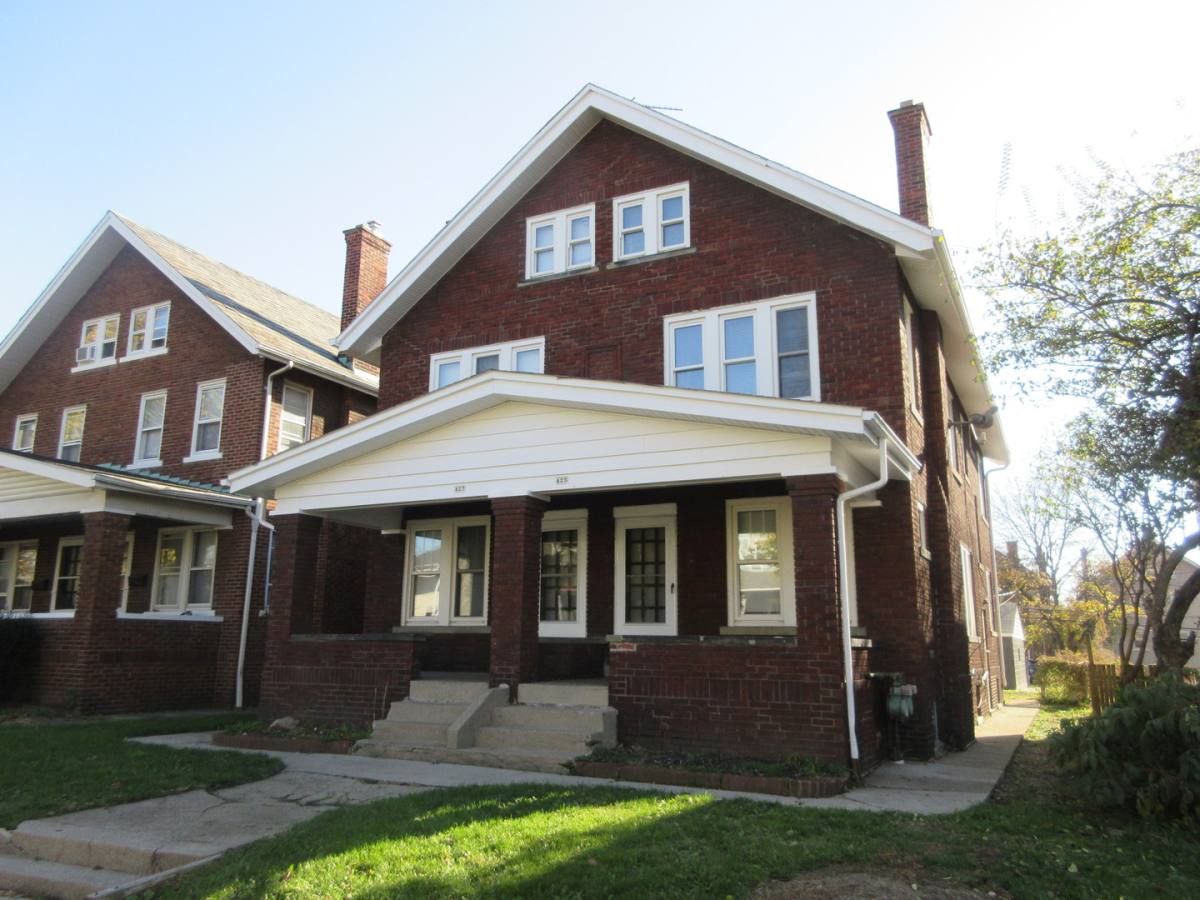 Apartment for rent at 425 E 15th Ave, Columbus, OH 43201