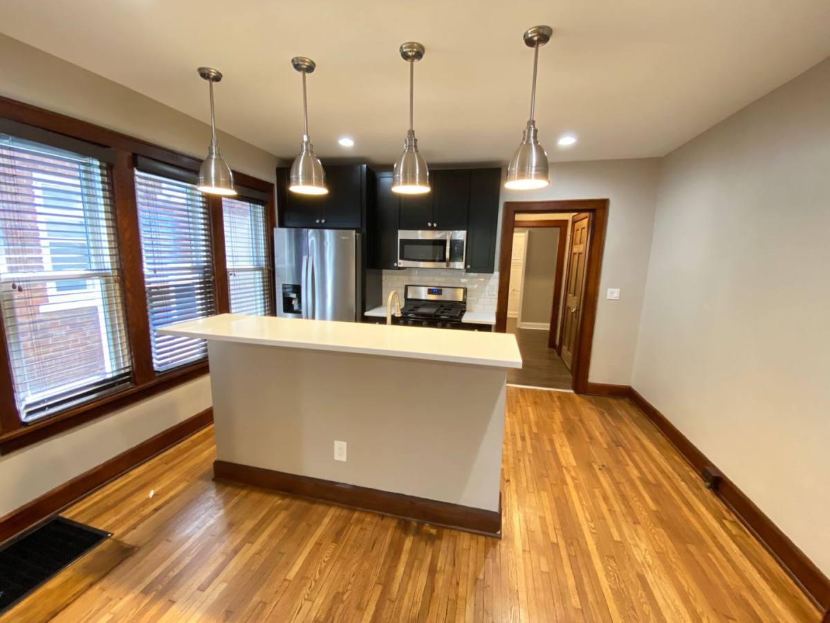 Apartment for rent at 425 E 15th Ave, Columbus, OH 43201