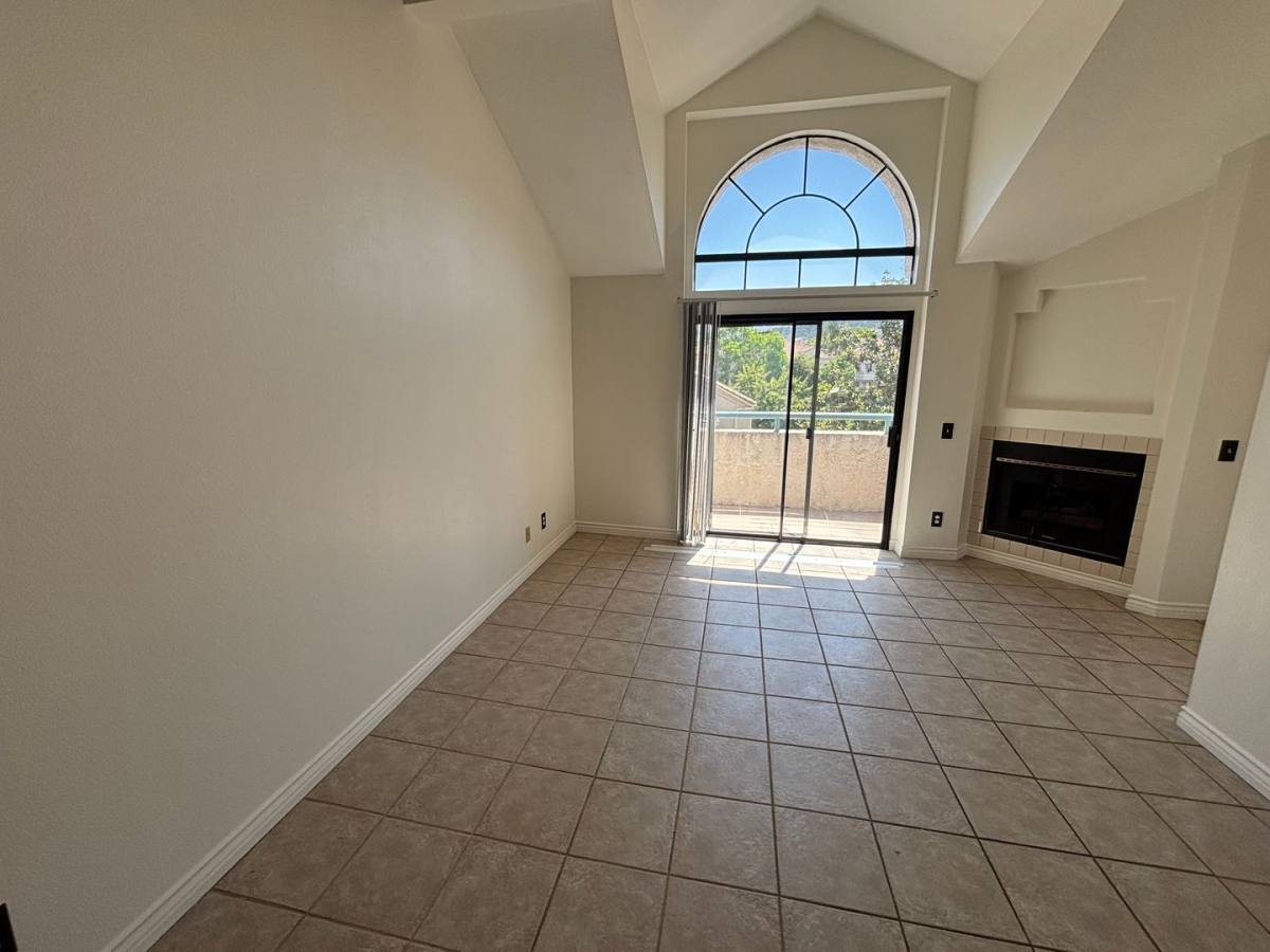 Condo for rent at 18211 Flynn Dr, Canyon Country, CA 91387
