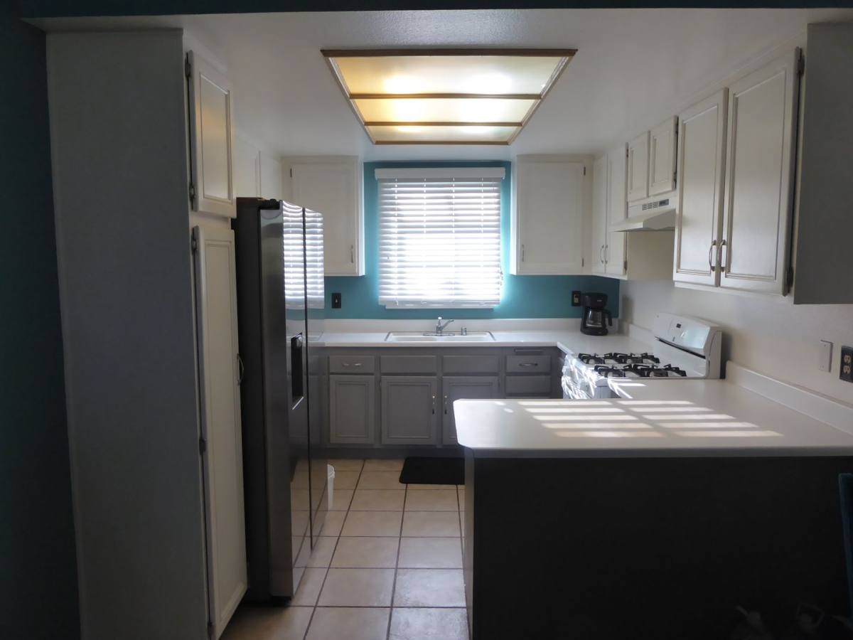 Condo for rent at 18211 Flynn Dr, Canyon Country, CA 91387