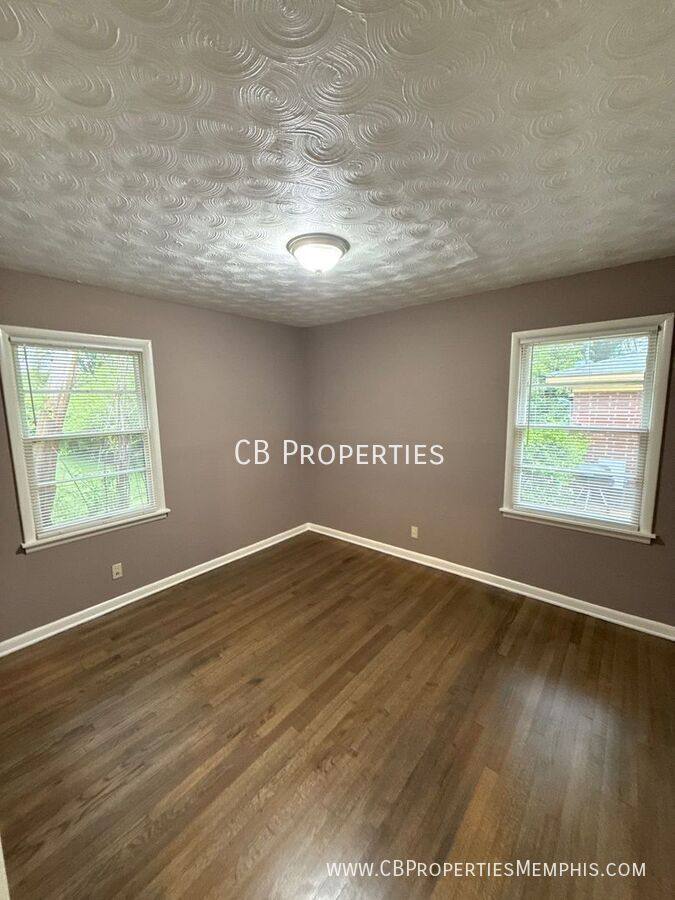 House for rent at 4493 Westmont Rd, Memphis, TN 38109