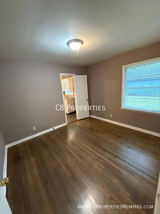 House for rent at 4493 Westmont Rd, Memphis, TN 38109