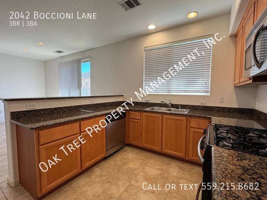 Condo for rent at 2042 Boccioni Lane, Clovis, CA 93611