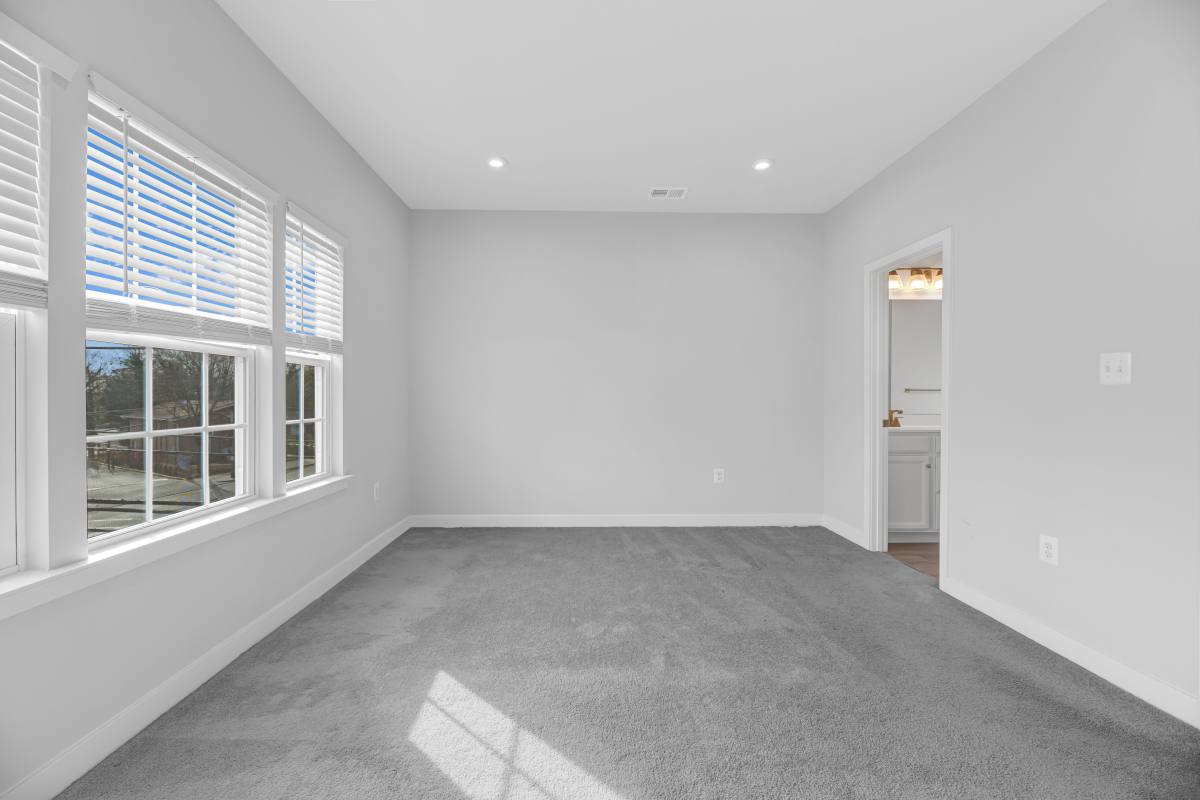 Townhouse for rent at 2460 James Bank Rd SE, Washington, DC 20020
