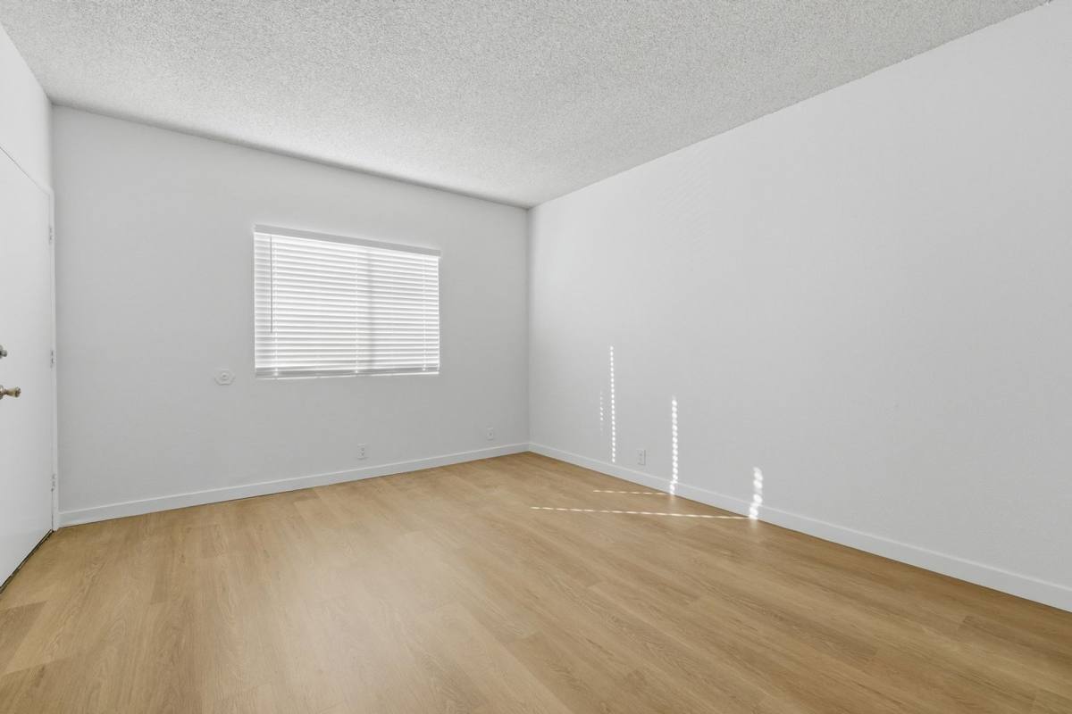 Apartment for rent at 6301 Nightingale St, Ventura, CA 93003