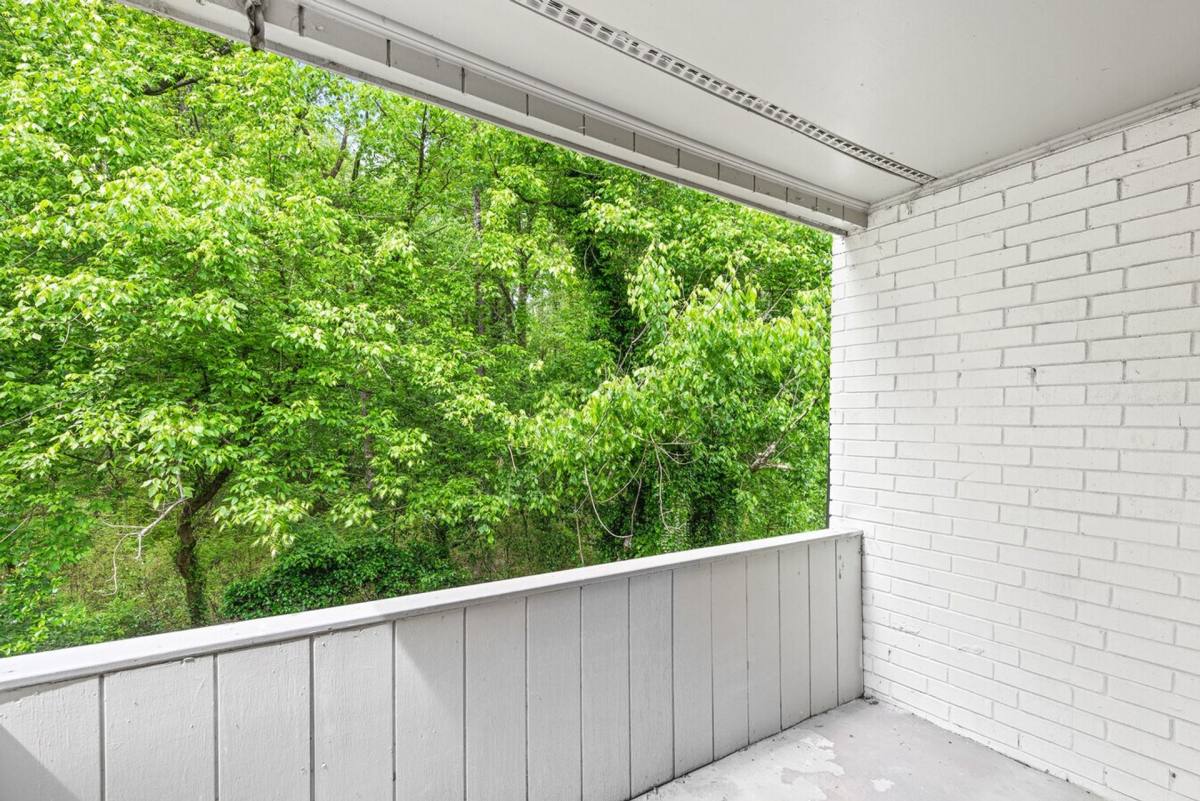 Apartment for rent at 4371 Glenwood Rd, Decatur, GA 30032