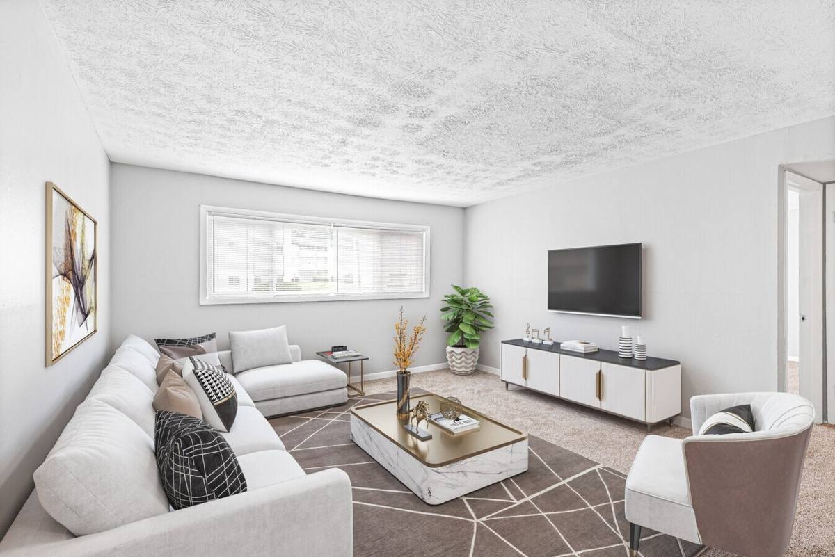 Apartment for rent at 4371 Glenwood Rd, Decatur, GA 30032