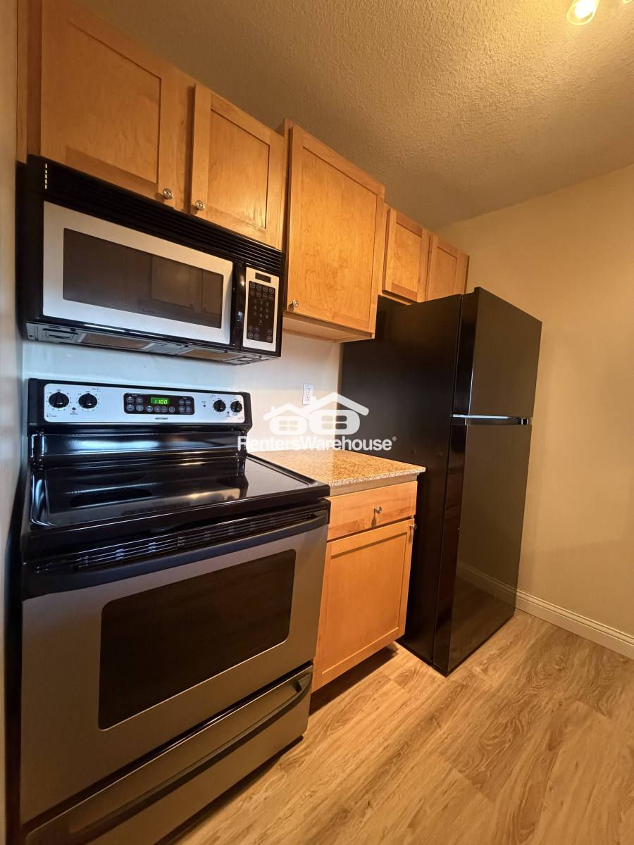 Apartment for rent at 1181 Edgcumbe Rd #404, Saint Paul, MN 55105