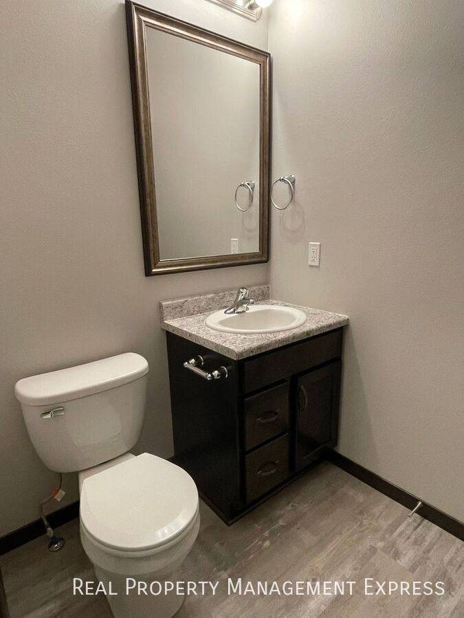 Townhouse for rent at 2356 S Ronsiek Ave, Sioux Falls, SD 57106