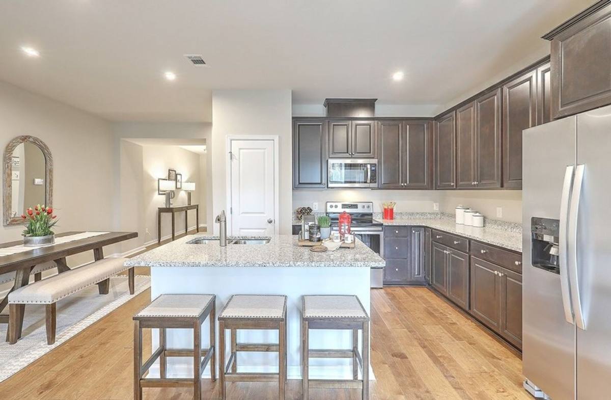 Townhouse for rent at 102 Benelli Dr, Pooler, GA 31322