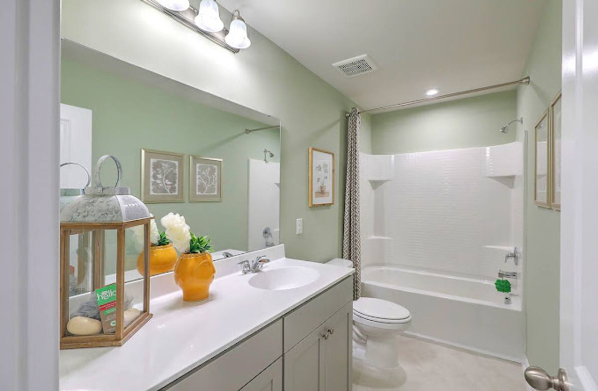 Townhouse for rent at 102 Benelli Dr, Pooler, GA 31322