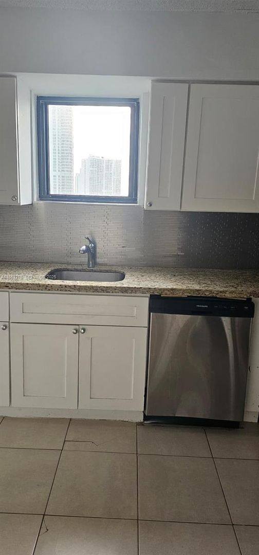 Condo for rent at 3300 NE 192nd St, Miami, FL 33180