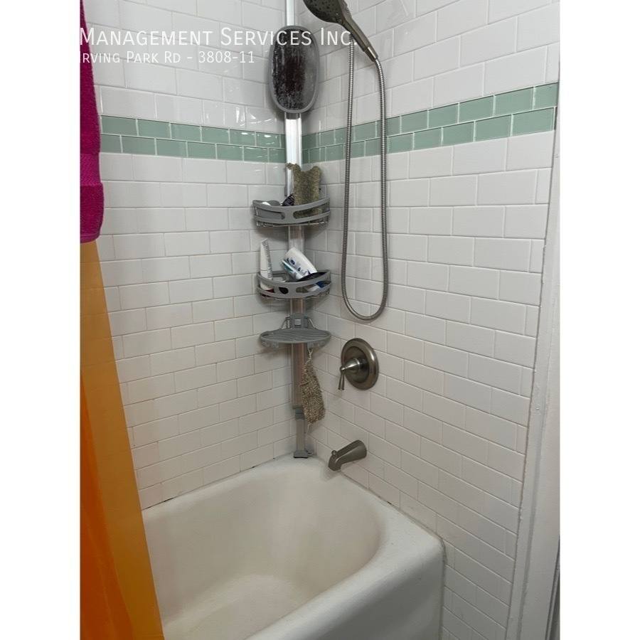 Apartment for rent at 3808 W Irving Park Rd #11, Chicago, IL 60618