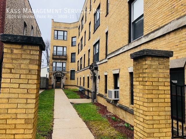 Apartment for rent at 3808 W Irving Park Rd #11, Chicago, IL 60618