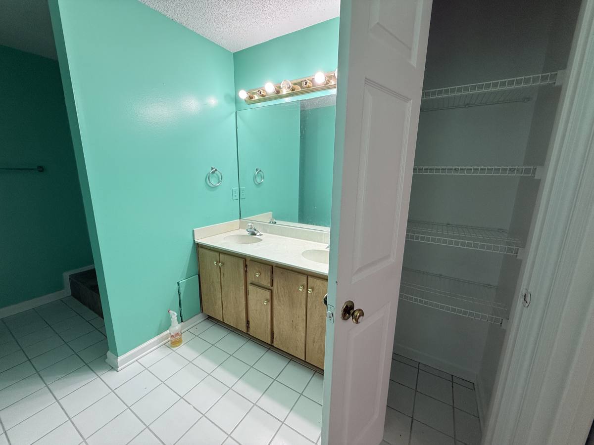 Townhouse for rent at 109 Drew Circle, Brunswick, GA 31525