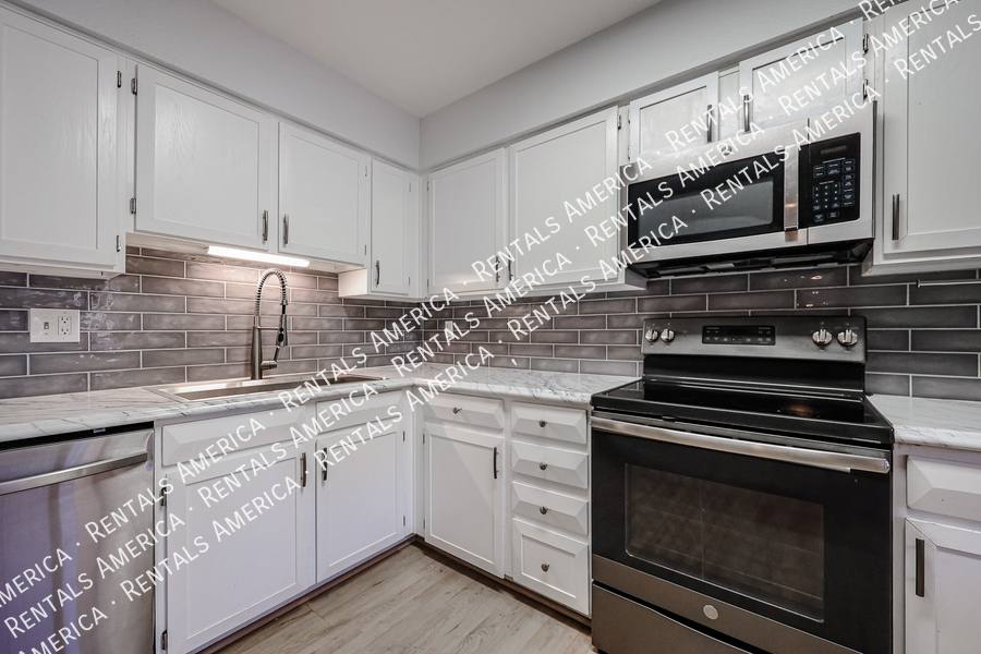 Townhouse for rent at 1052 S San Jose #2, Mesa, AZ 85202