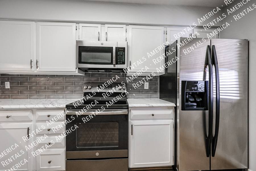 Townhouse for rent at 1052 S San Jose #2, Mesa, AZ 85202