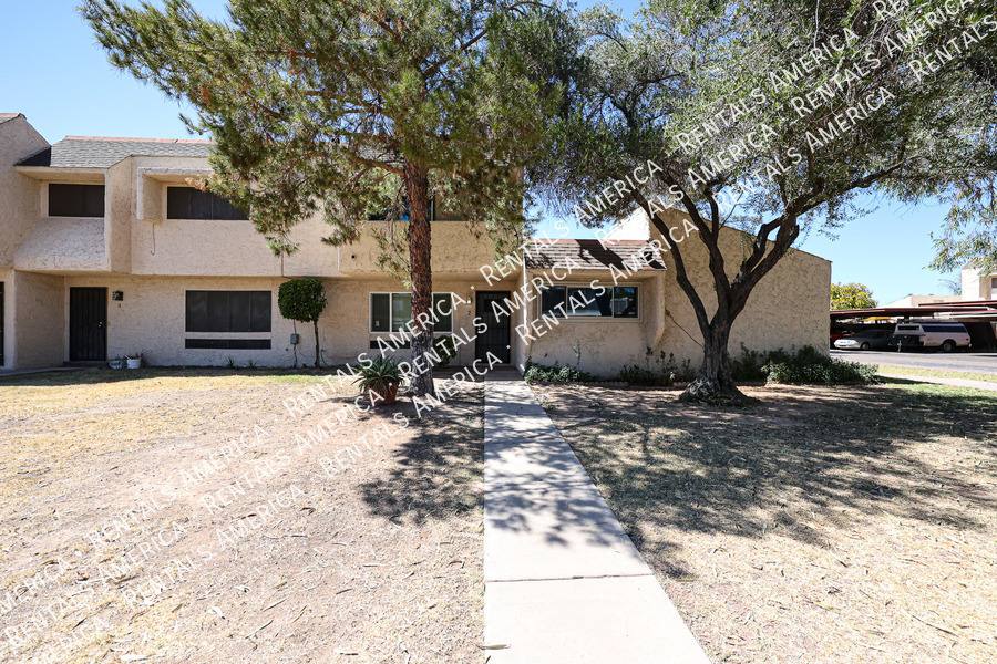 Townhouse for rent at 1052 S San Jose #2, Mesa, AZ 85202