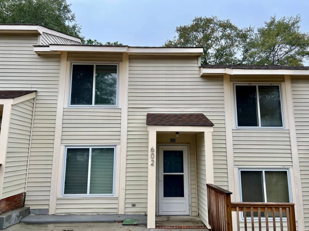 Townhouse for rent at 602 Picadilly Square, Cayce, SC 29033