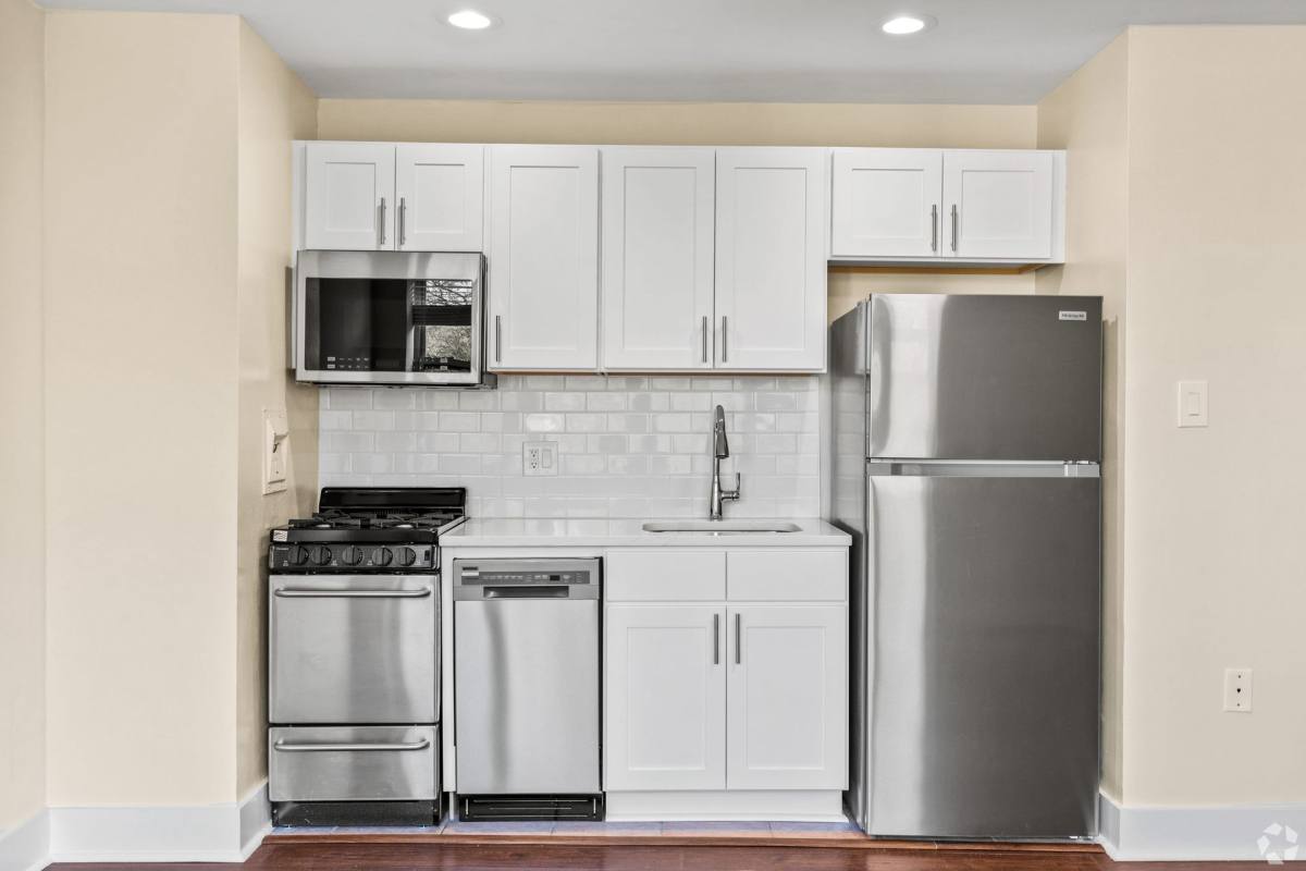 Apartment for rent at 1845 Summit Place NW, Washington, DC 20009